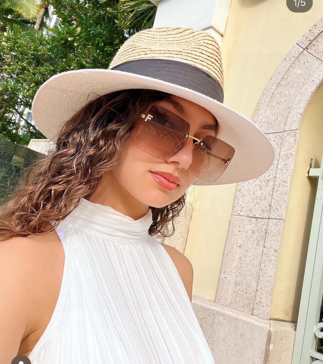 Fendi FE4082US Sunglasses thumbnail 2