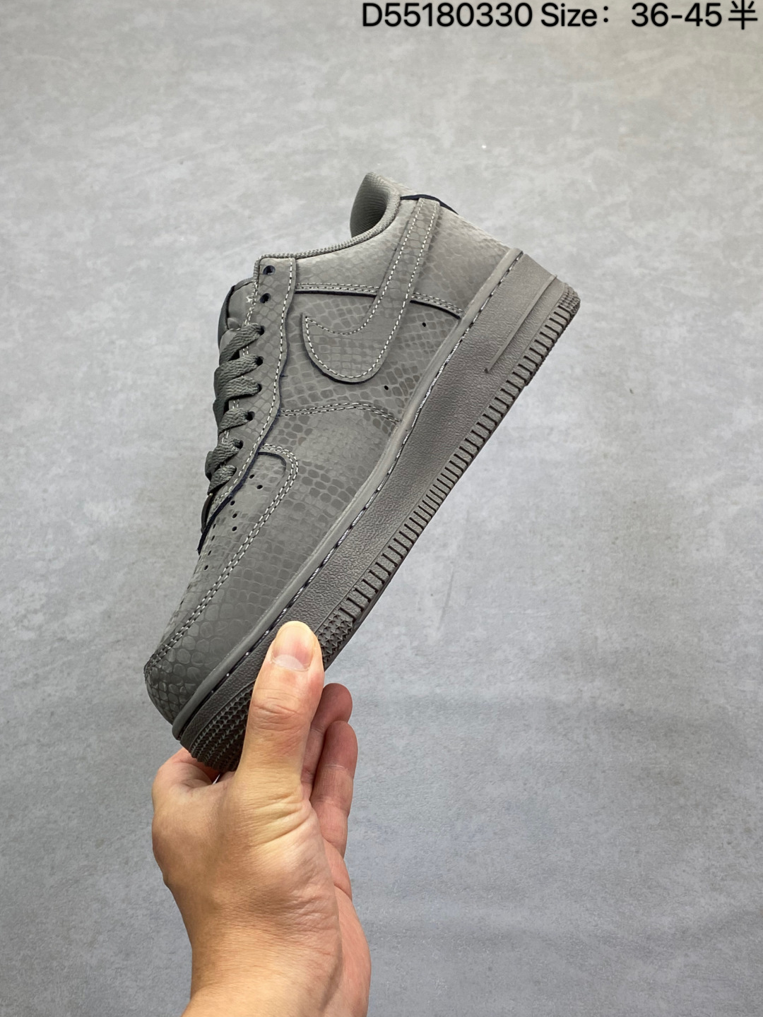 Nike Air Force 1 '07 Kobe Bryant Sneakers thumbnail 2