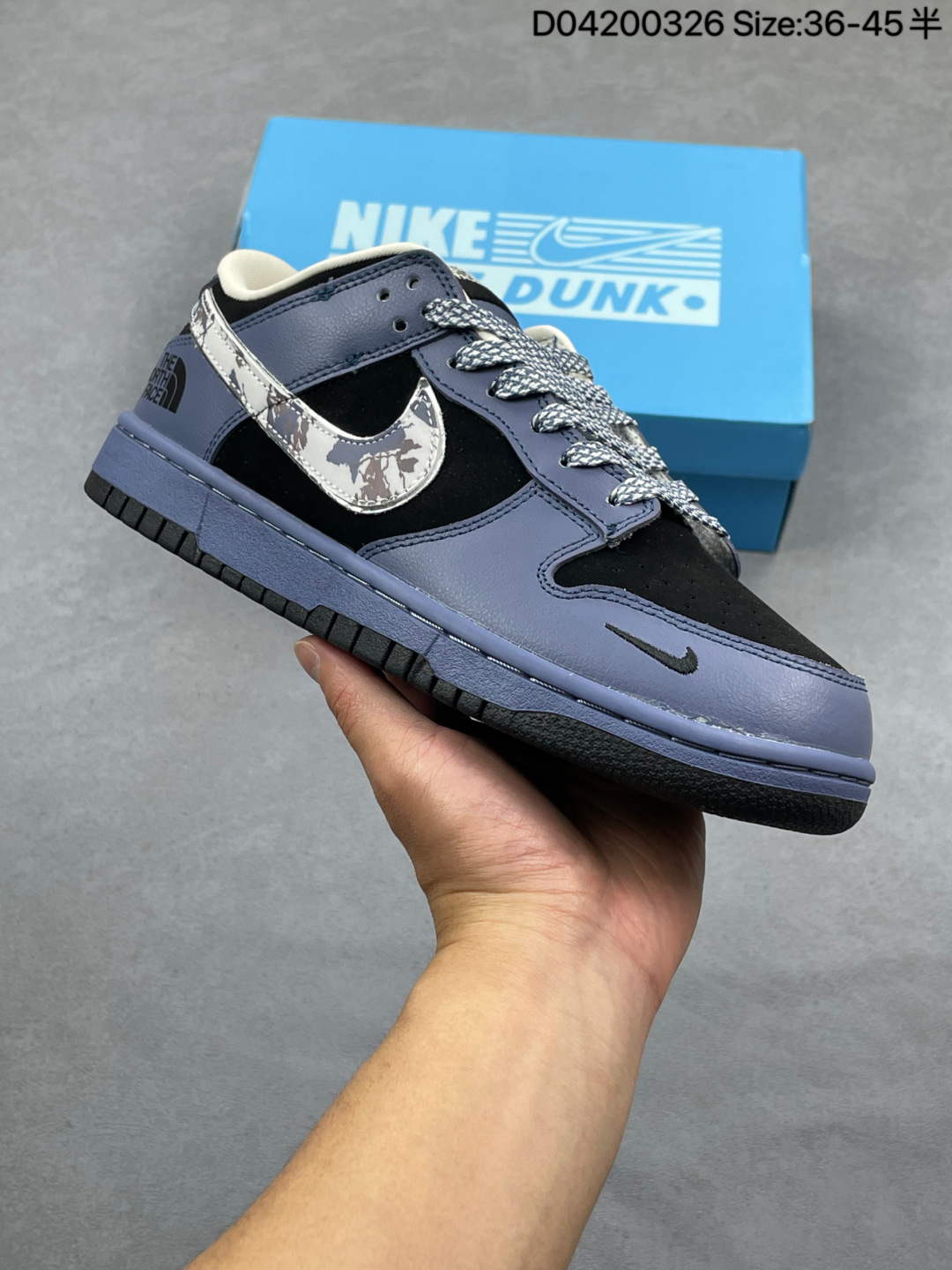 Nike SB Dunk Low Customized Sneakers thumbnail 3