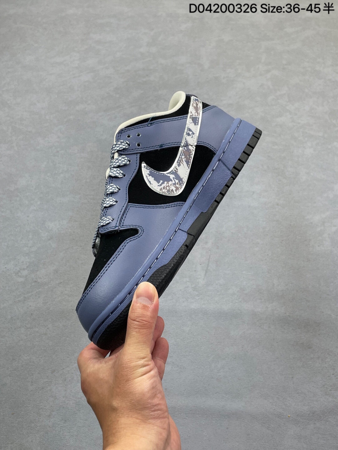 Nike SB Dunk Low Customized Sneakers thumbnail 8