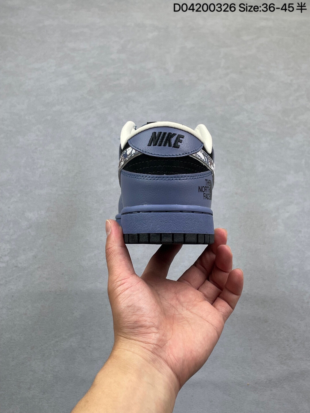 Nike SB Dunk Low Customized Sneakers thumbnail 9