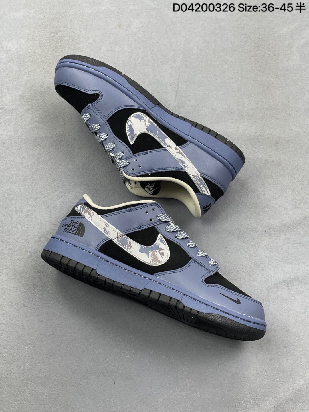 Nike SB Dunk Low Customized Sneakers thumbnail 12