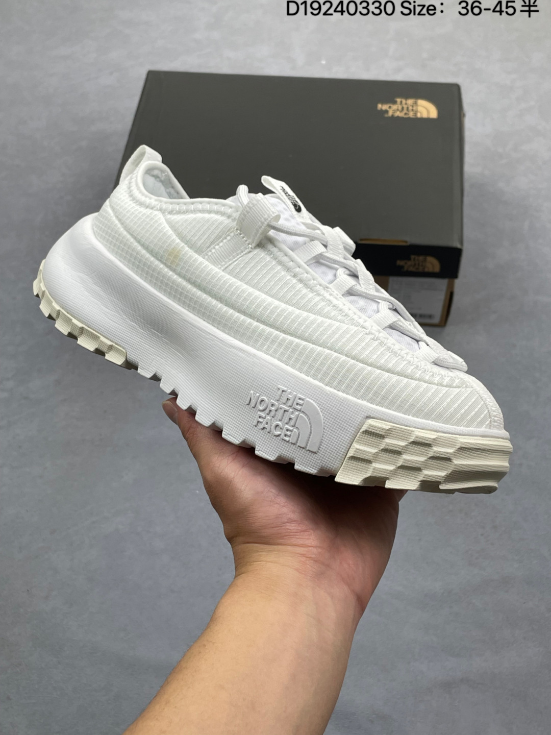 The North Face Thermoball Traction Mule V thumbnail 6