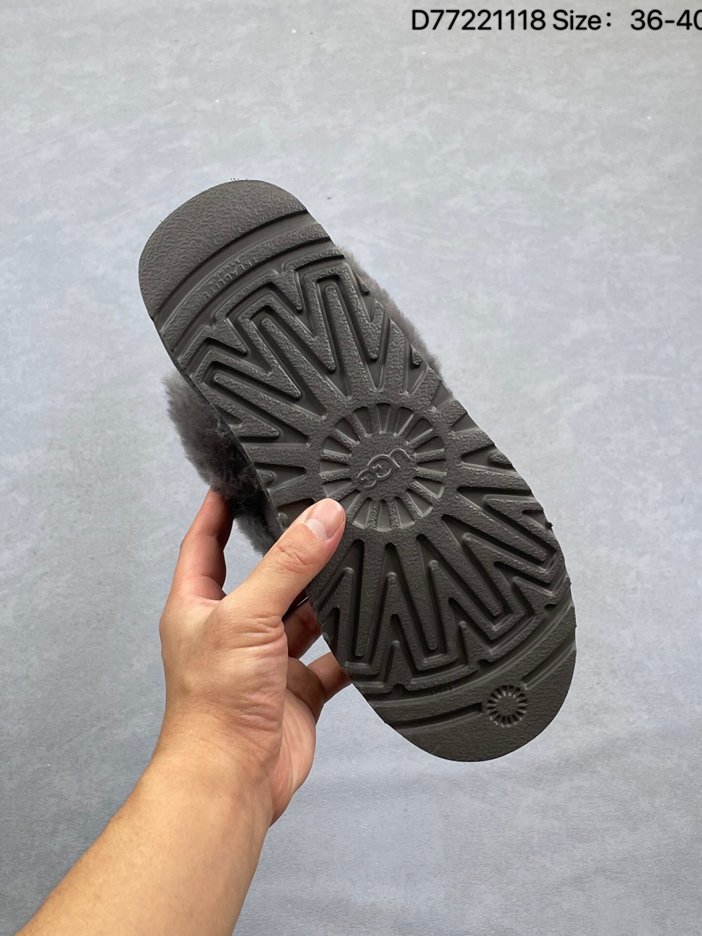 UGG snow boots thumbnail 9