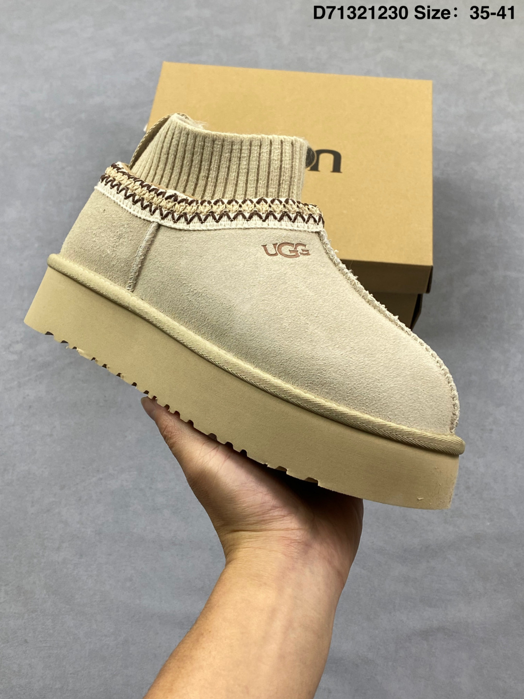 UGG snow boots thumbnail 10