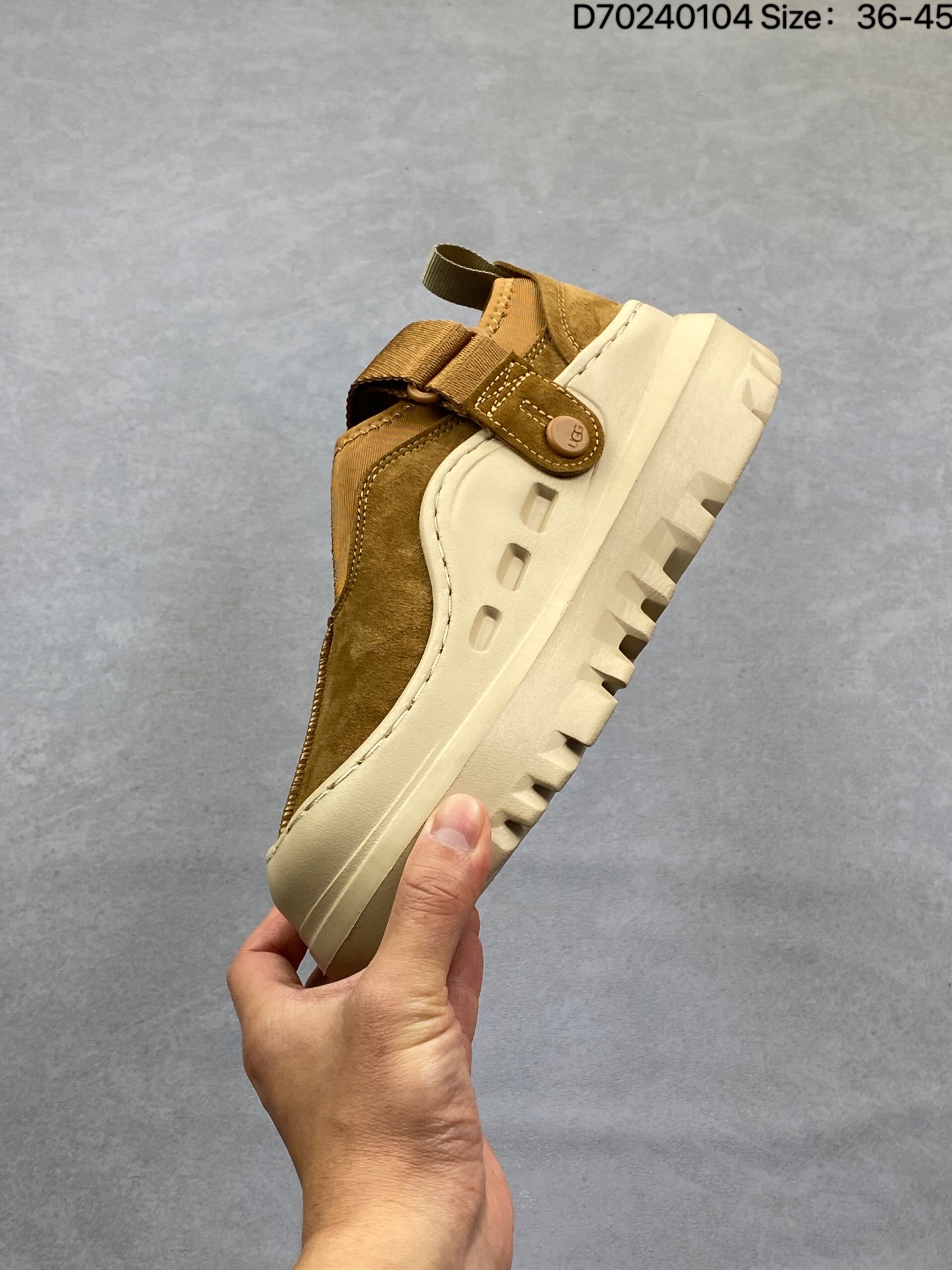 UGG SKTA Casual Shoes thumbnail 6