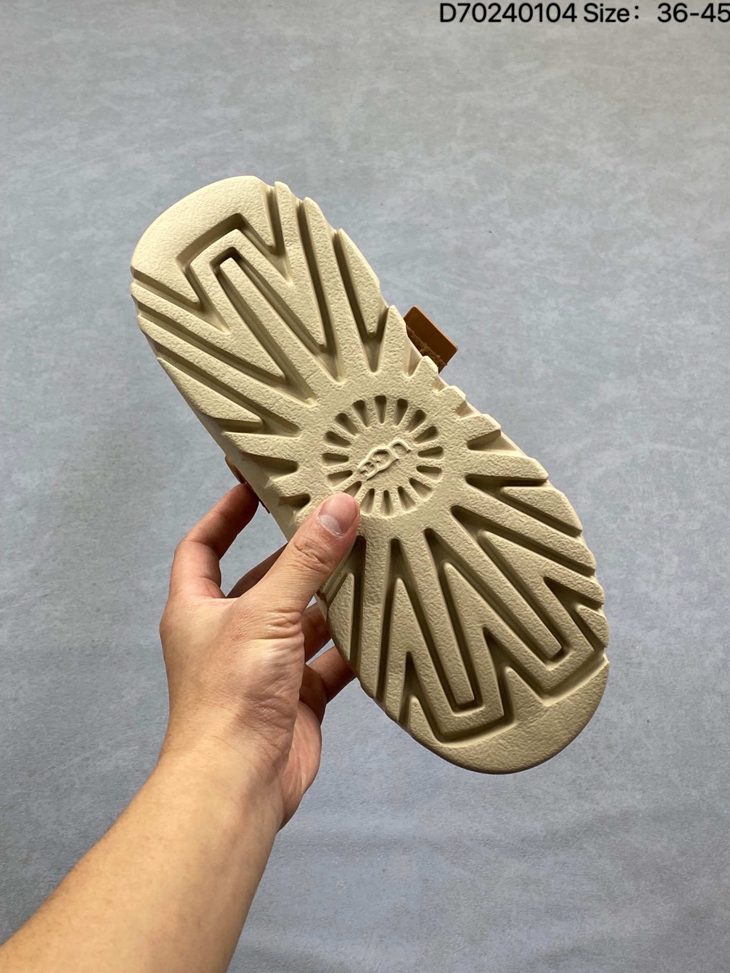 UGG SKTA Casual Shoes thumbnail 8