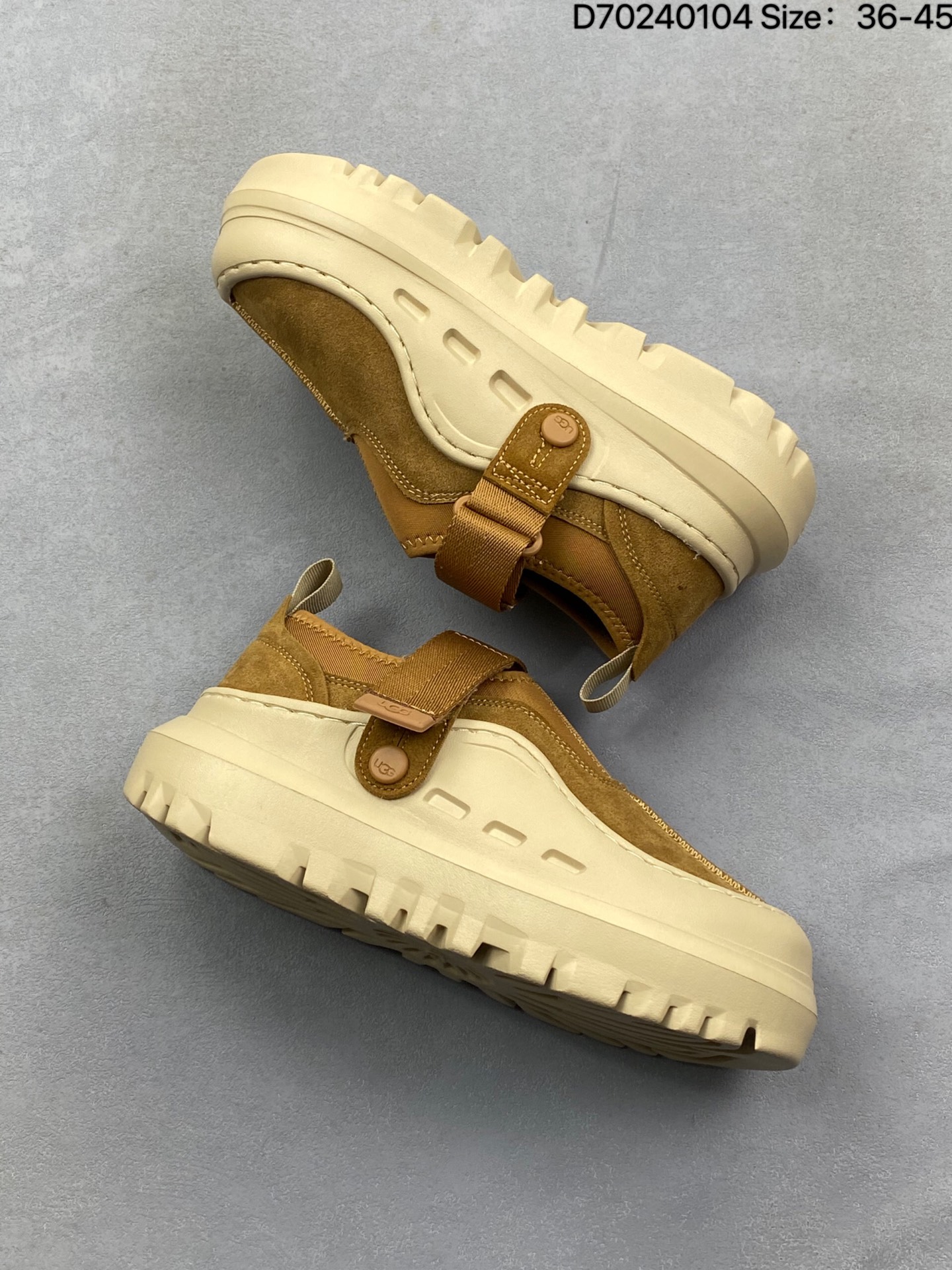UGG SKTA Casual Shoes thumbnail 9